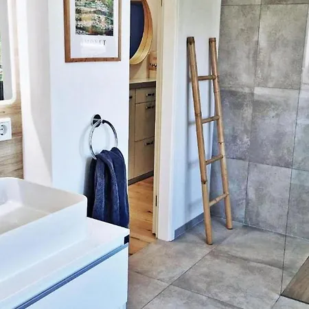 5bdr Lovely And Cozy Holiday With Mountain Views Schauenburg