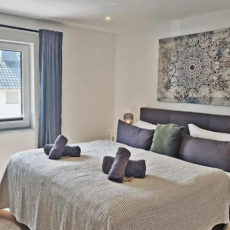 5bdr Lovely And Cozy Holiday With Mountain Views * Schauenburg
