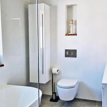 5bdr Lovely And Cozy Holiday With Mountain Views
