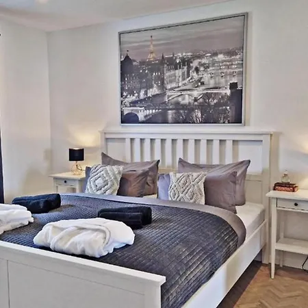 Villa 5bdr Lovely And Cozy Holiday With Mountain Views