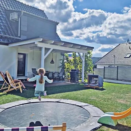 5bdr Lovely And Cozy Holiday With Mountain Views Schauenburg
