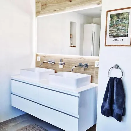 5bdr Lovely And Cozy Holiday With Mountain Views Villa *