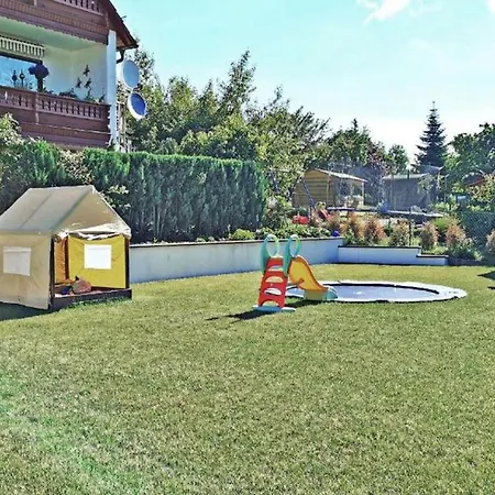 5bdr Lovely And Cozy Holiday With Mountain Views Schauenburg